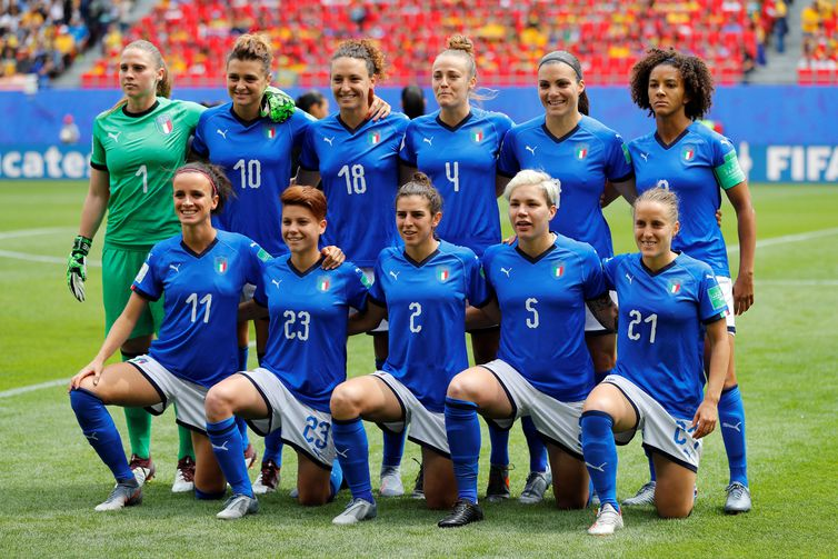 Phil Noble/ Reuters / Direitos Reservados Seleção da Itália na Copa do Mundo de Futebol Feminino - França 2019.