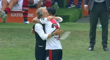 Ver imagem no Twitter
