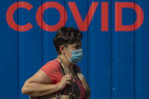 A OMS estima que a cobertura vacinal necessária para estabilizar e conter a pandemia seja de 80% da população