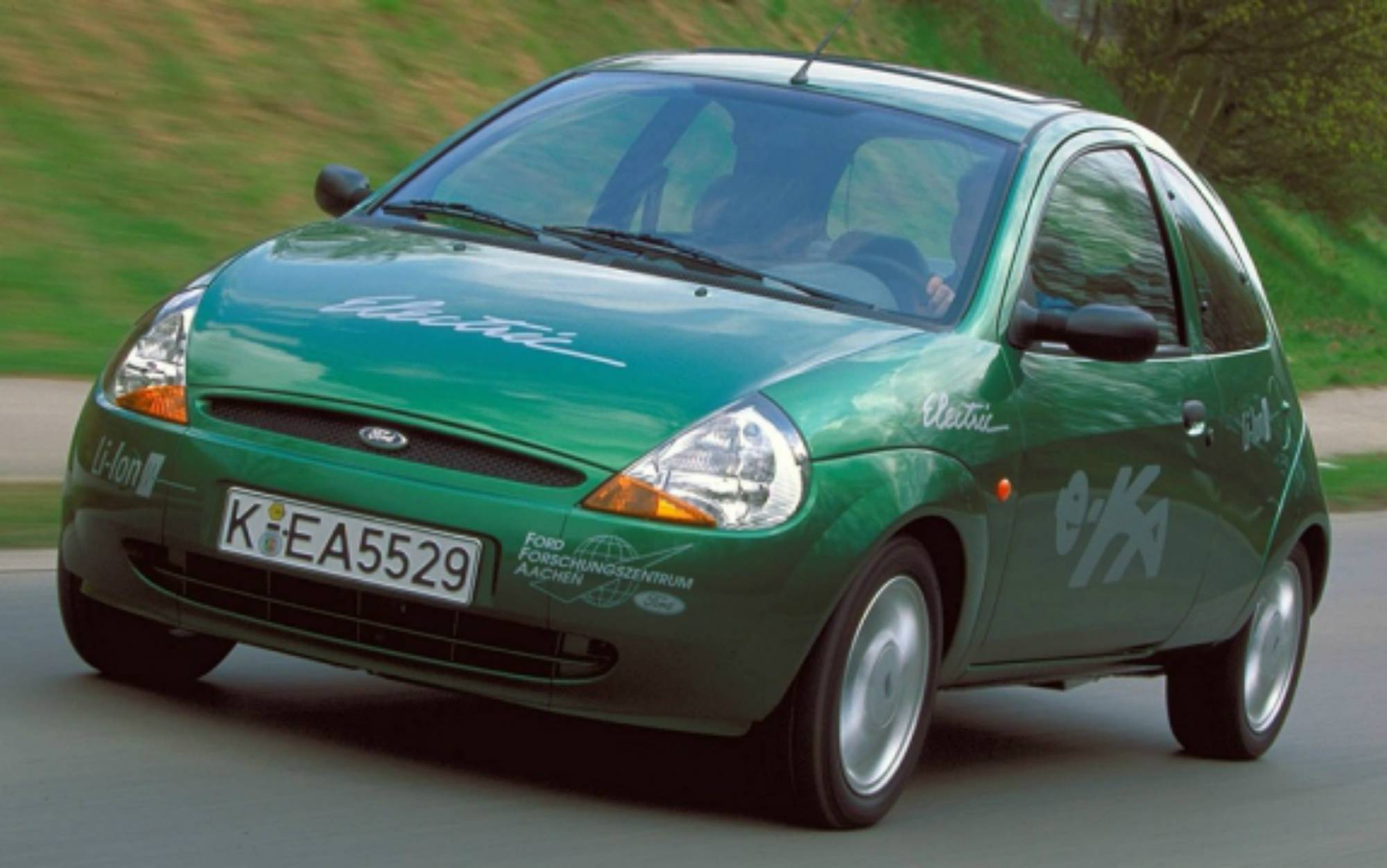 ford-eka_ad0687656dc687bd81f8647e6da3ba0eb0365db8.jpg