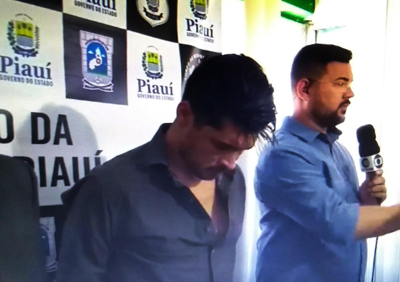 A coletiva virou um "circo" com vários atores