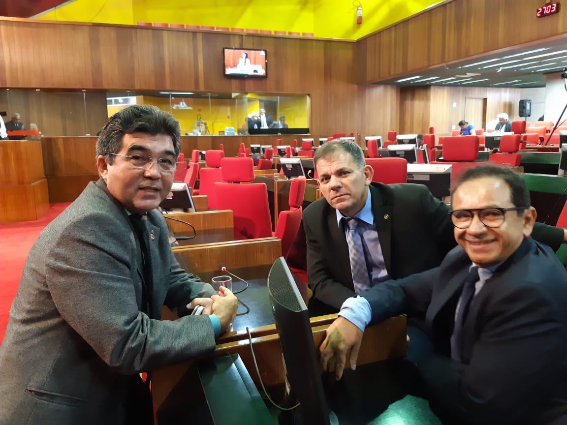 Francisco Limma com Dr,. Hélio e Coronel Carlos Augusto