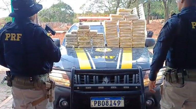 As drogas seriam entregues para um receptor em Fortaleza