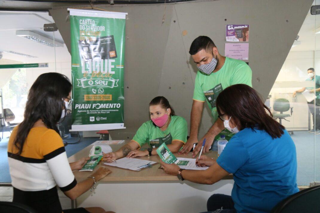Servidores estaduais já podem solicitar cartão de crédito com juros mais baixos