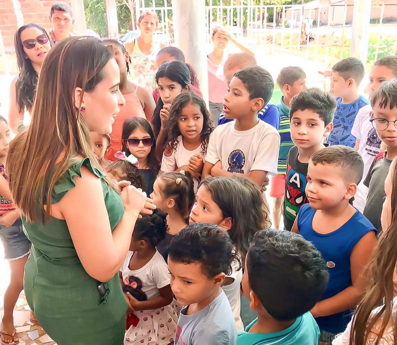 Plantio de mudas em áreas abandonadas da Vila Tiradentes