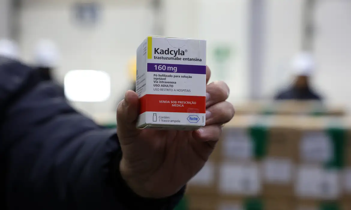 medicação câncer de  mama
