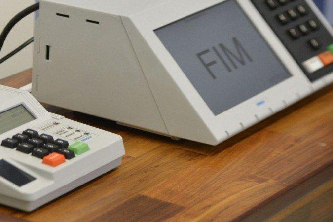 A votação continua sendo 100% eletrônica