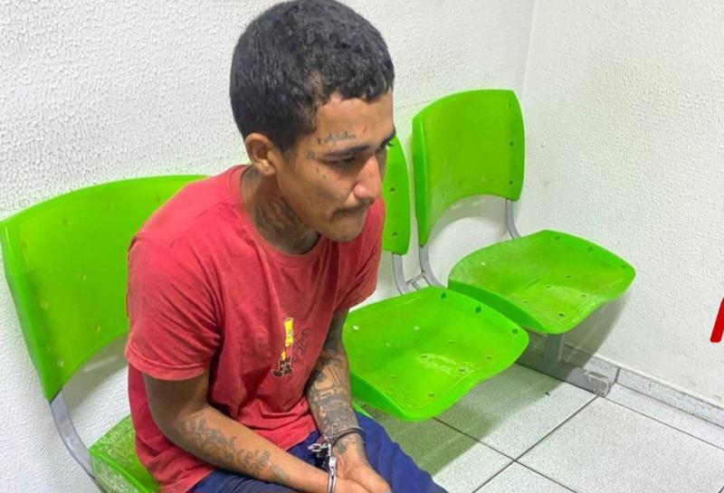 Polícia Militar prendeu em flagrante o suspeito de matar amigo de infância a facadas em Miguel Alves, no Norte do Piauí