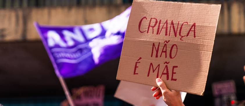 Não é “família”, é violência: quando a Justiça falha com as meninas