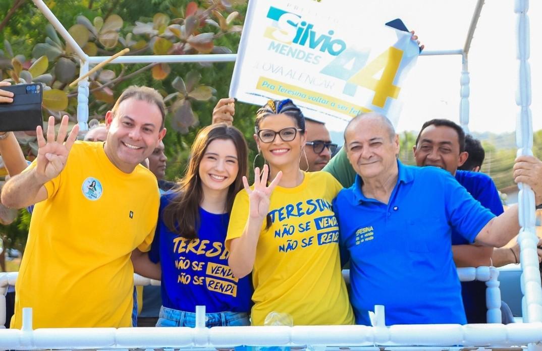 Silvio Mendes e Jeová Alencar na carreata