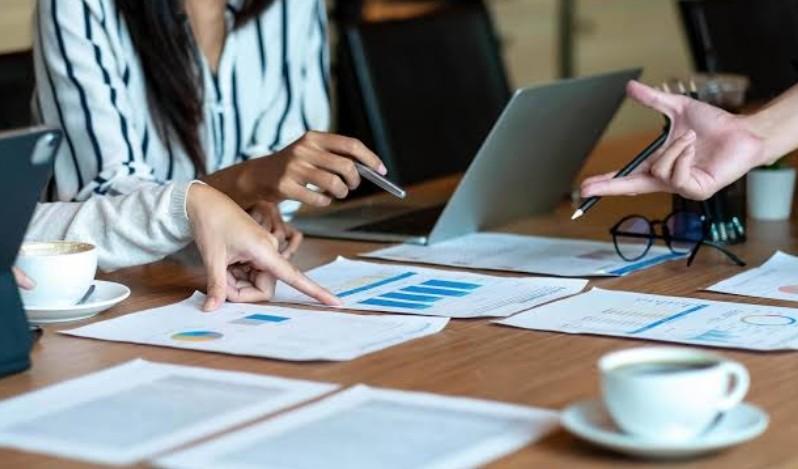 Vagas de emprego para várias profissões