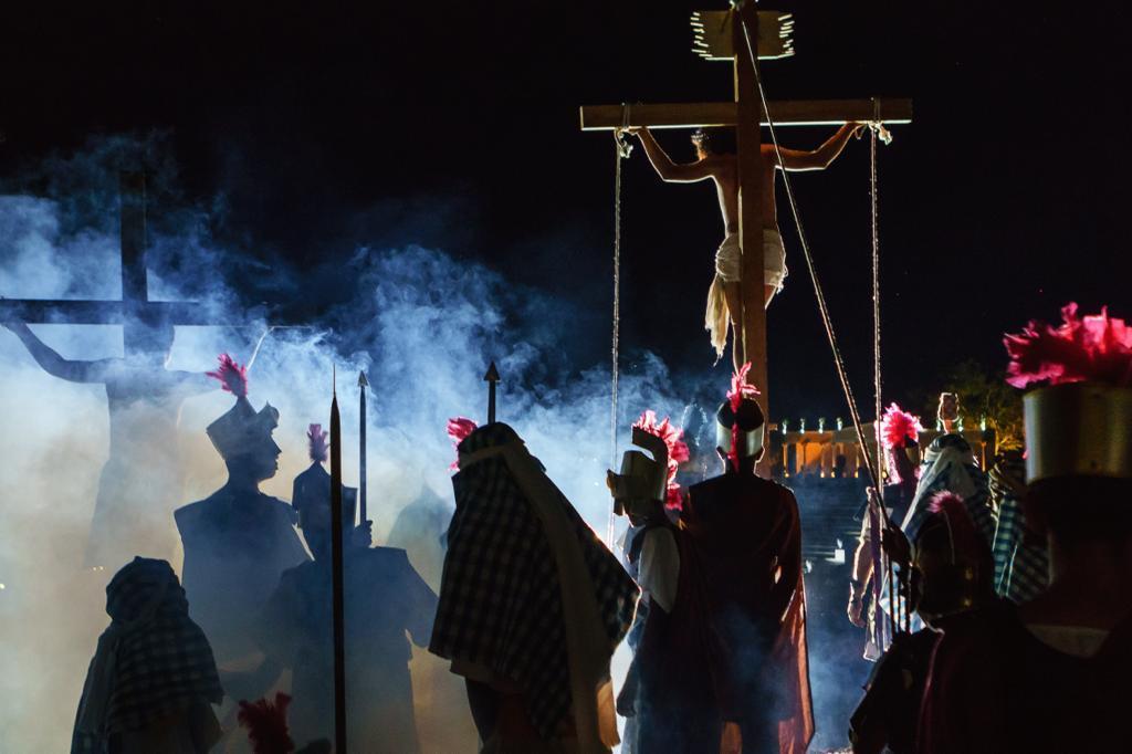 Cena do espetáculo Paixão de Cristo, em Floriano