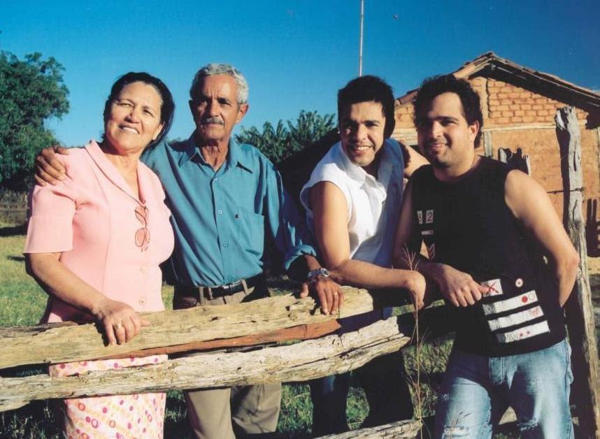 Morre Francisco Camargo, pai dos sertanejos Zezé e Luciano