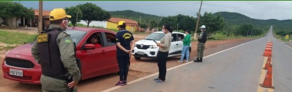 Polícia Militar em fiscalização