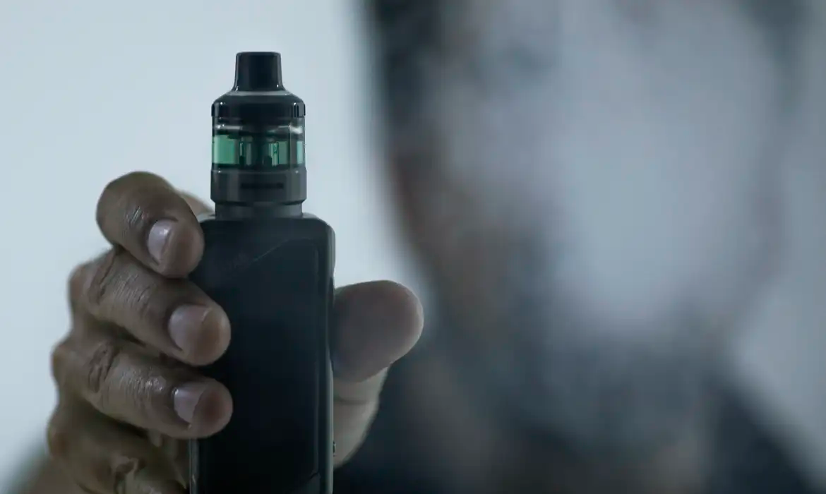 Parceria prevê ainda ações de comunicação e sensibilização sobre riscos do uso de cigarros eletrônicos