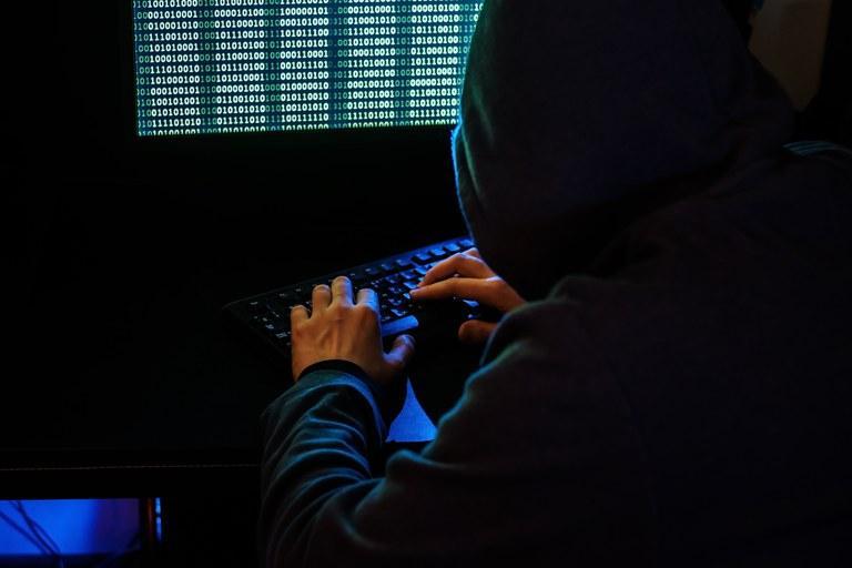 Operação removeu conteúdos ilícitos e desativou perfis e grupos criminosos