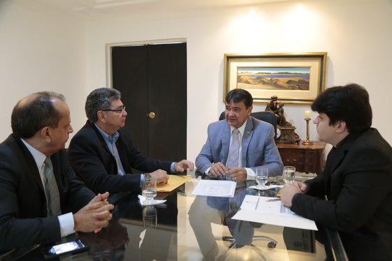 Wellington Dias recebe o engenheiro do DNIT, Ribamar Bastos