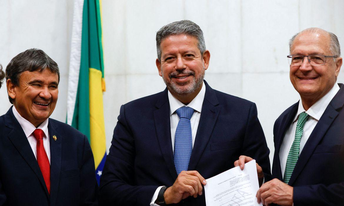 Apresentação da PEC