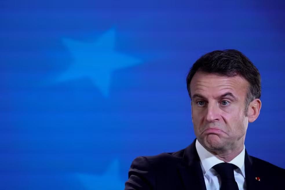 Emmanuel Macron durante evento de líderes da União Europeia em 15 de dezembro de 2023