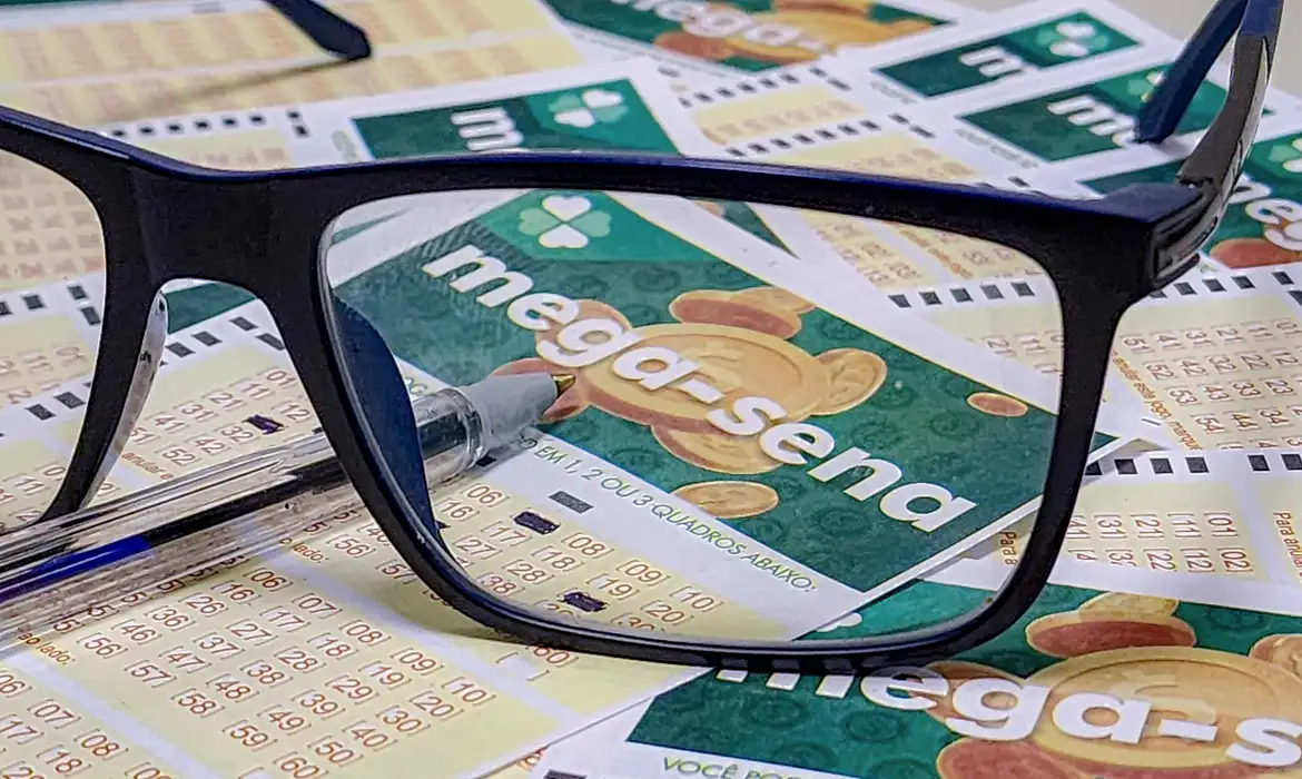 Prêmio de R$ 40 milhões da Mega-Sena será sorteado nesta quinta-feira (26), às 20h