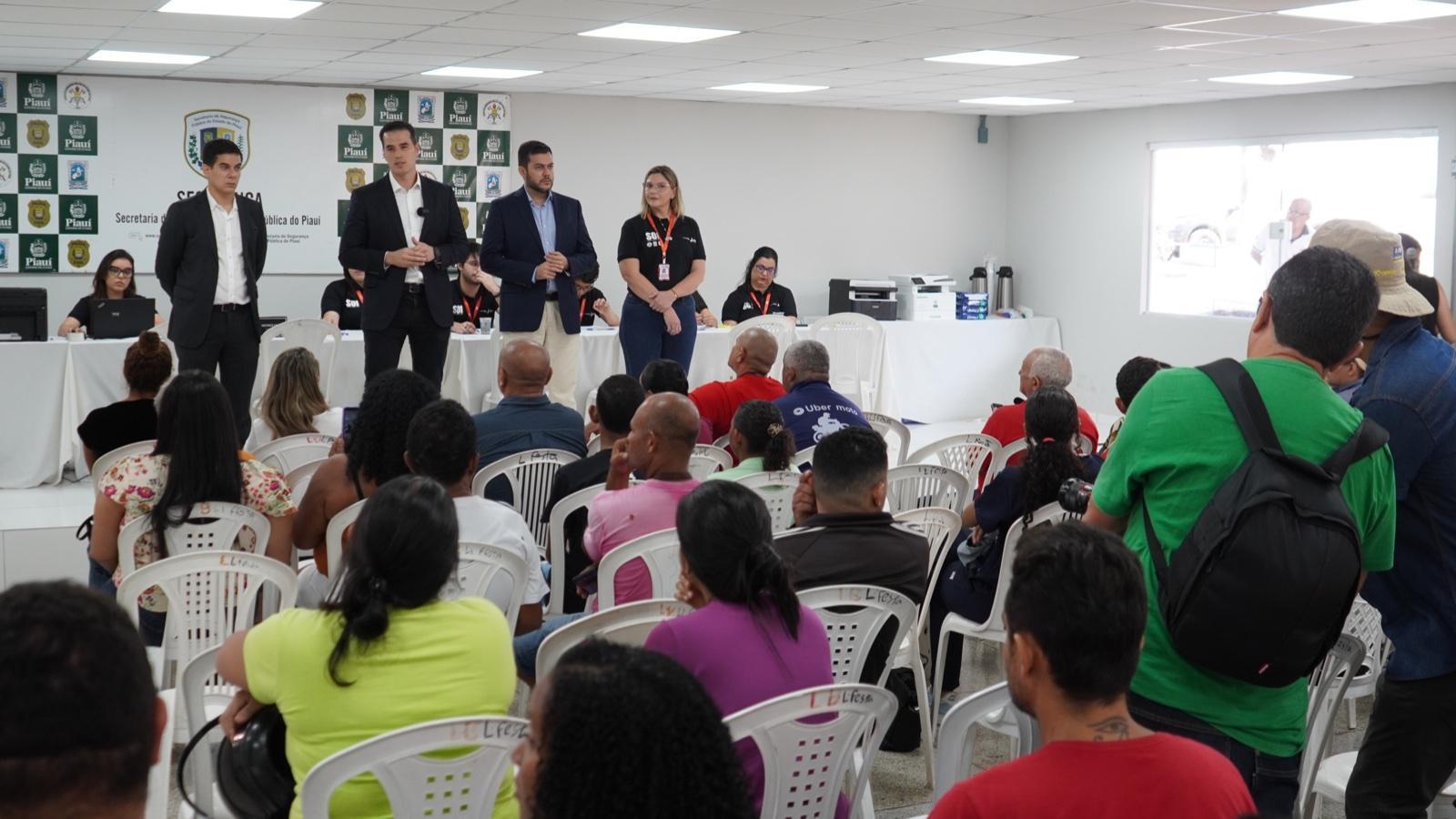 "Restituímos quase 4 mil aparelhos celulares”, afirmou o superintendente de Operações Integradas