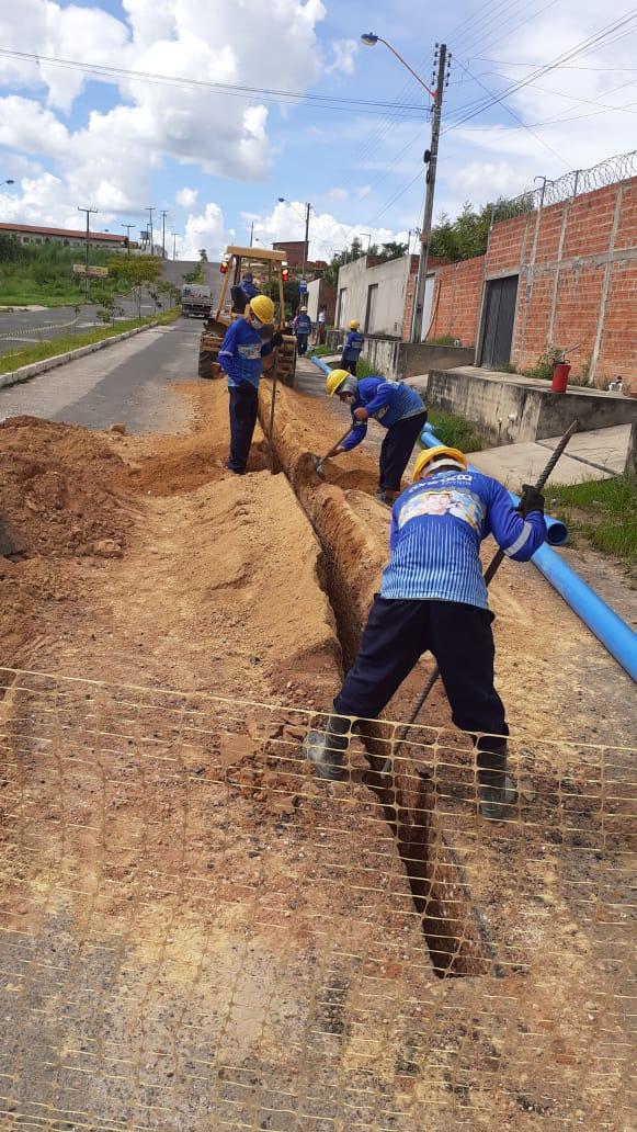 Implantação da rede de distribuição
