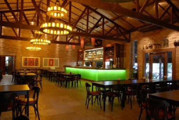 Bares e restaurantes tem alteração no horário