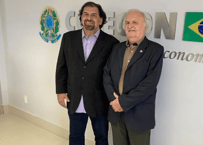Eleitos Antonio Corrêa de Lacerda e Paulo Dantas