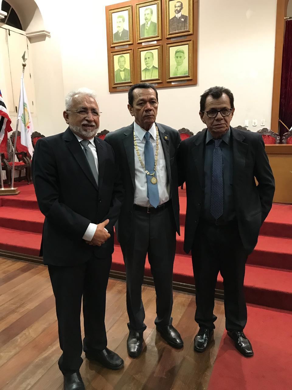 Acadêmicos Fonseca Neto e Elsior Coutinho, sucessores de Clodoaldo Freitas na Cadeira 1, da Academia Piauiense de Letras, e na Cadeira 18, da Academia Maranhense de Letras.