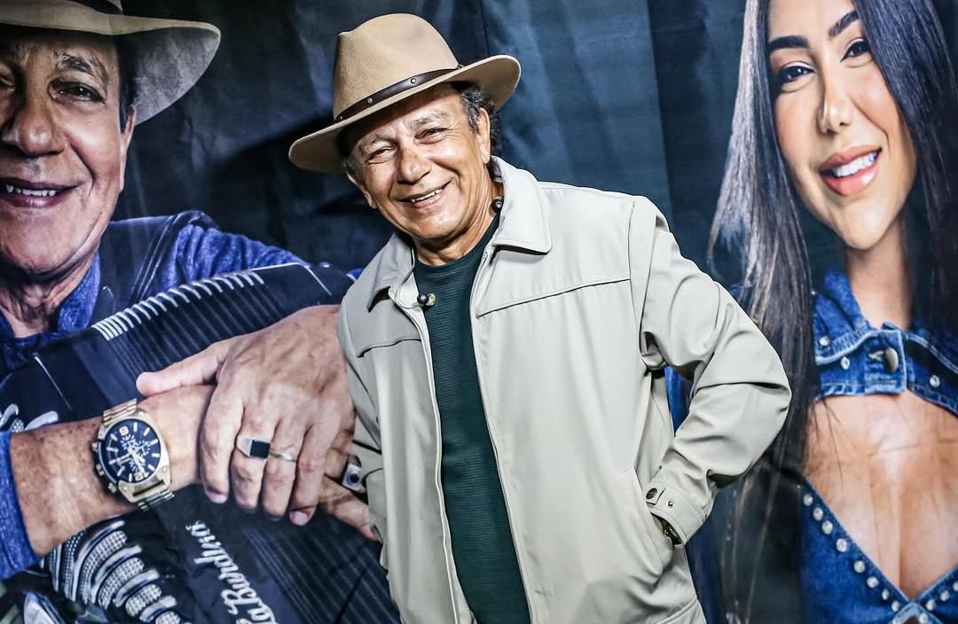 O cantor e sanfoneiro Neto Leite, conhecido por seu sucesso "Saga de Um Vaqueiro"