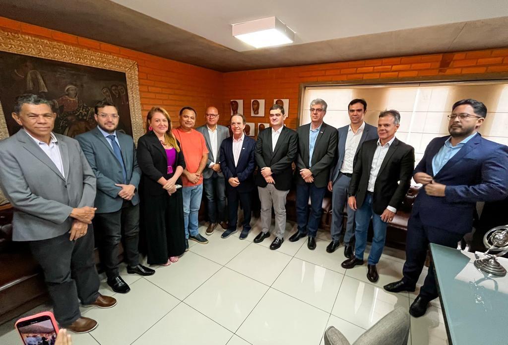 Reunião entre presidentes da Alepi e do Sebrae nacional