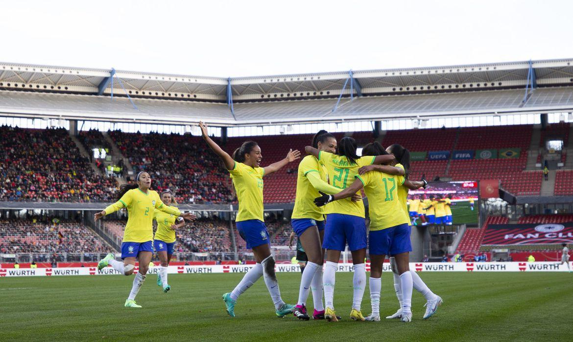 Seleção Feminina de Futebol