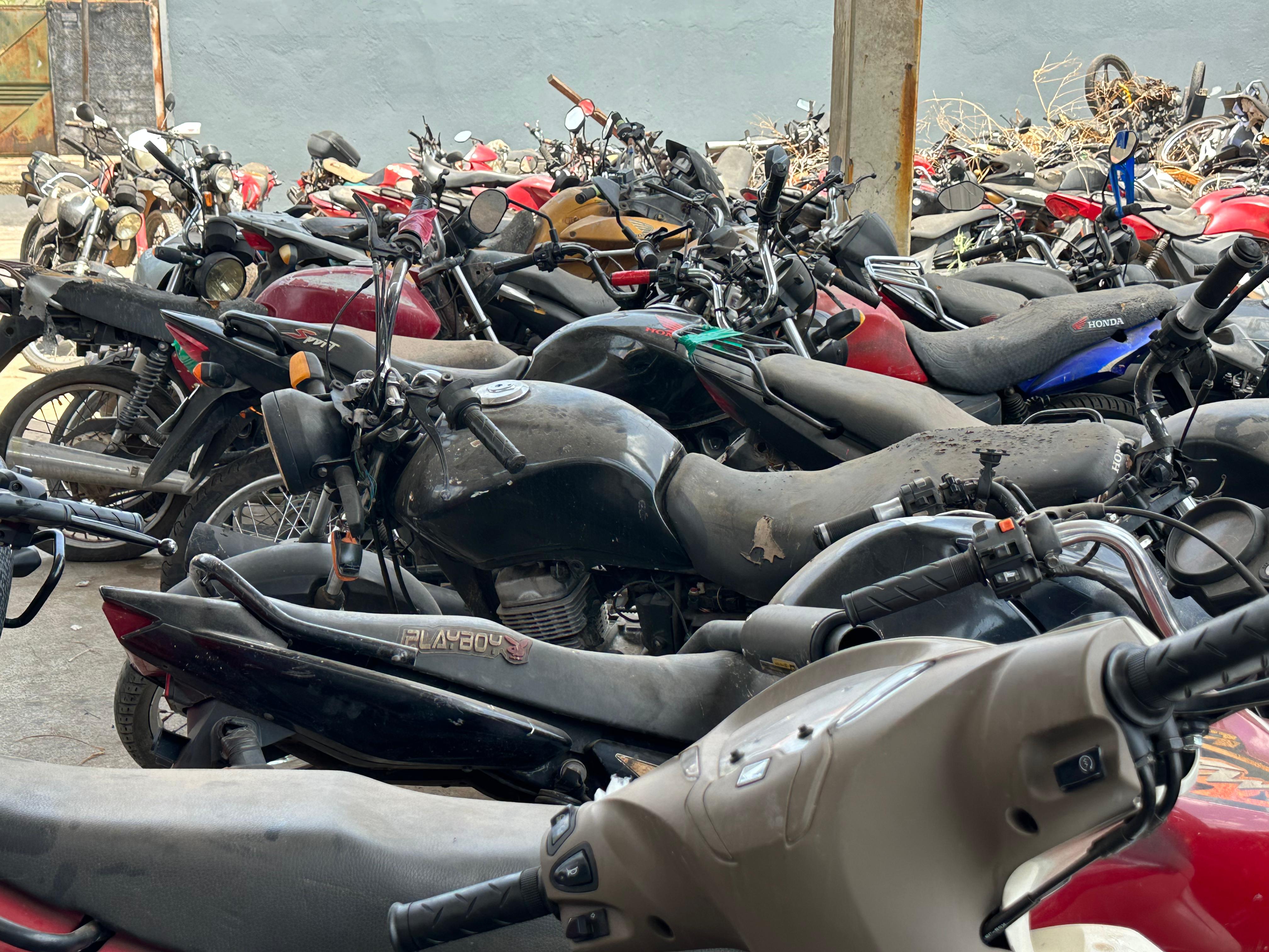 Motocicletas apreendidas pela polícia no Piauí