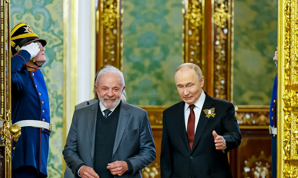 Os presidentes Lula (Brasil) e Vladimir Putin (Rússia)