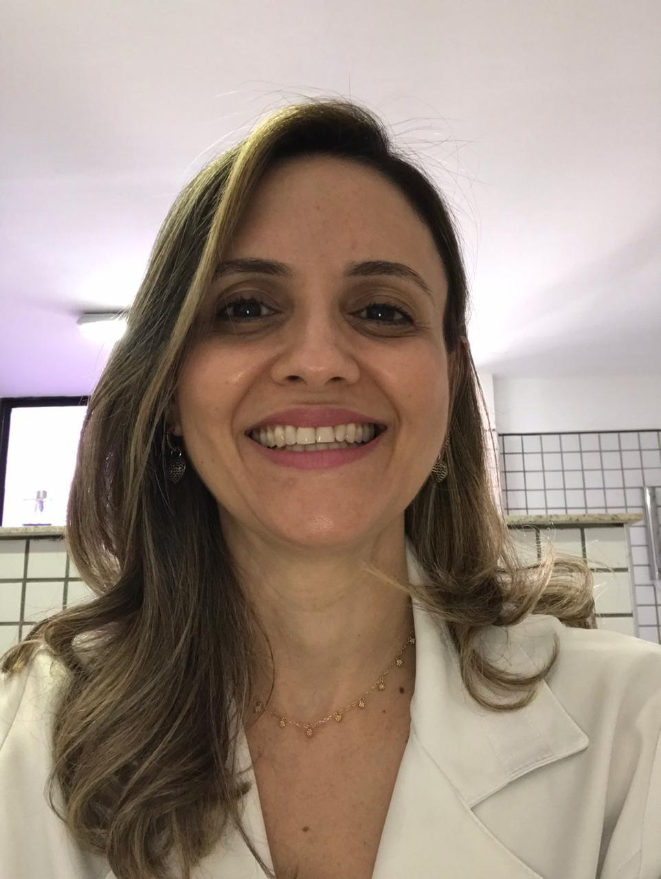 Hematologista Aliny Freitas