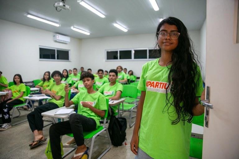 O curso oferece acompanhamento psicopedagógico, orientação acadêmica e oficinas de redação