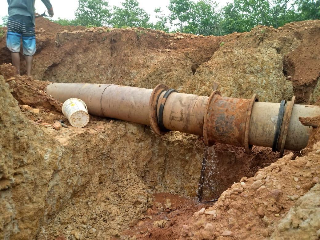 Obra na adutora
