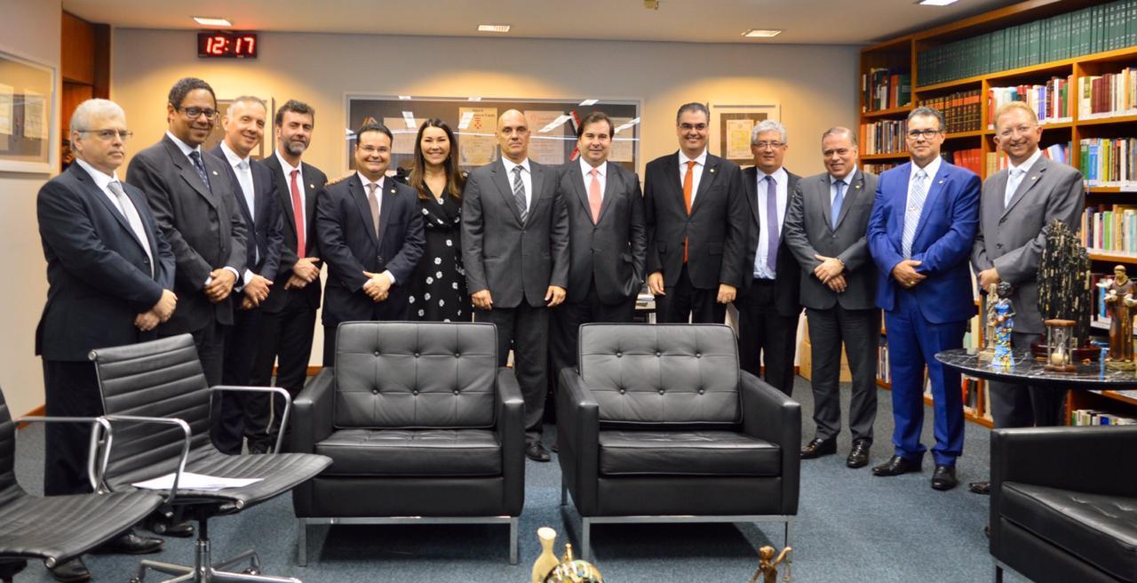 Entrega Pacote anticrime