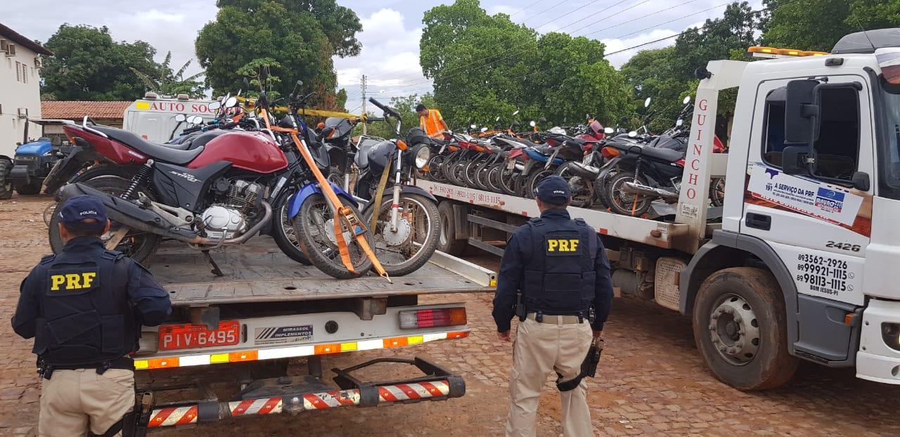 PRF apreende veículos no Sul do Piauí