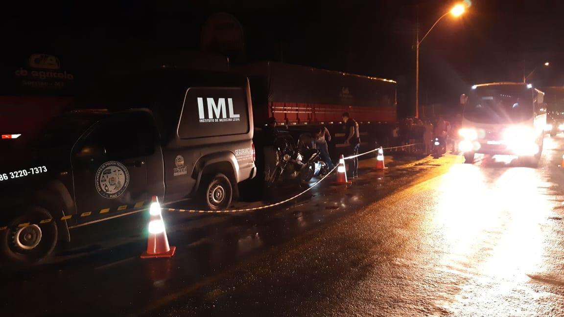 Acidente que resultou na morte de mãe e dois filhos em Teresina