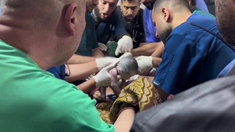 Bebê nasceu com problemas respiratórios