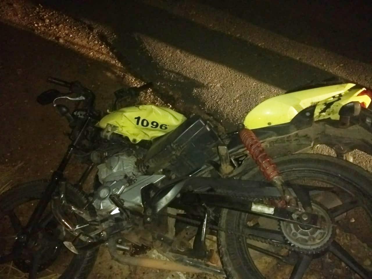 Mototaxista morre em acidente na BR-343