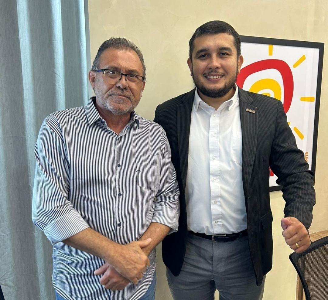 O jornalista Luiz Brandão e o presidente da ABBTUR-PI, Alex Albuquerque