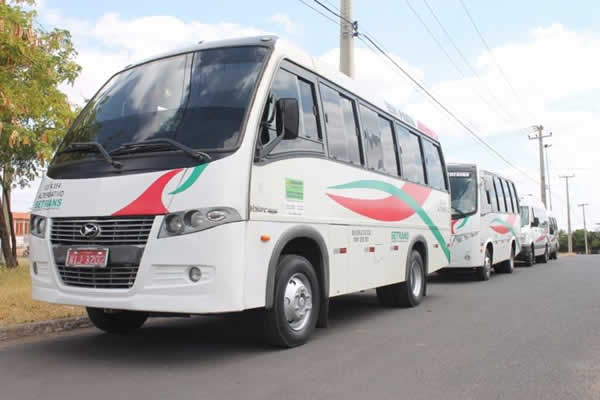 Vans que fazem linha para União