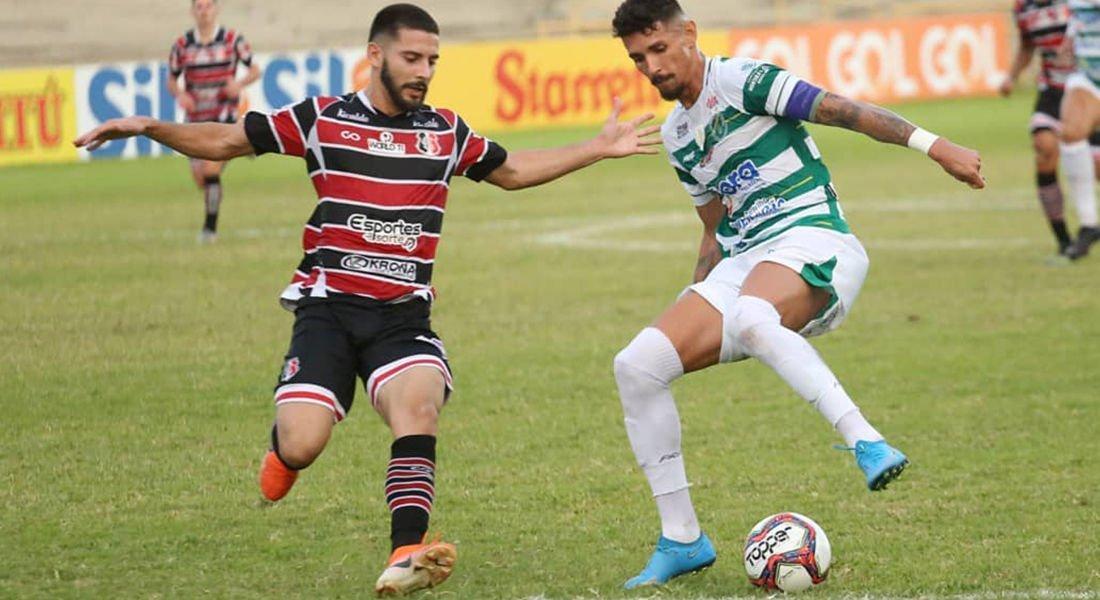 Altos marcou único gol da partida derrotando o Santa Cruz, de Recife