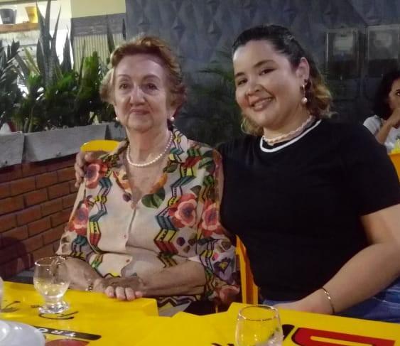 Mãe e filha que está desaparecida
