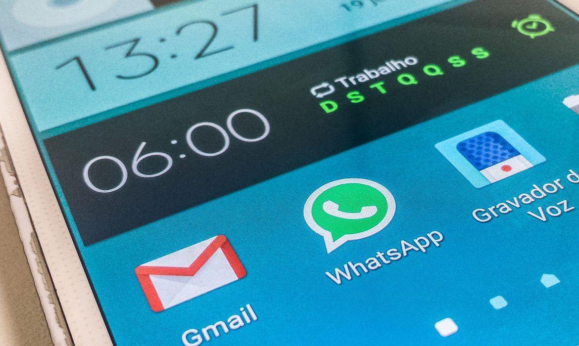 BC deverá autorizar pagamentos e transferências pelo Whatsapp