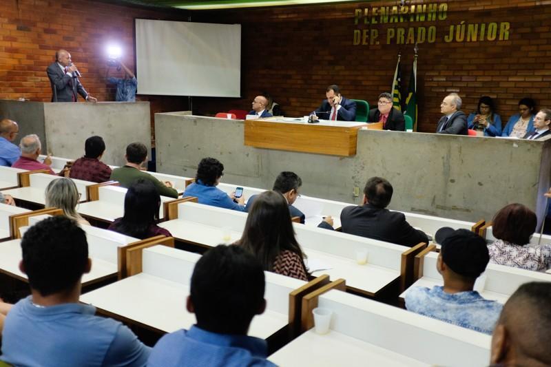 Audiência pública no Plenarinho da Assembleia Legislativa