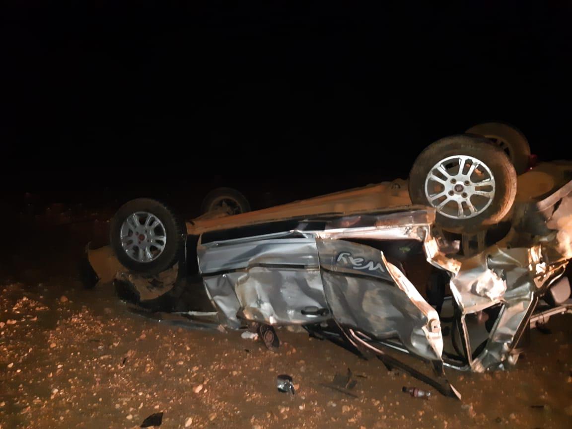 Veículo da família ficou bastante destruído