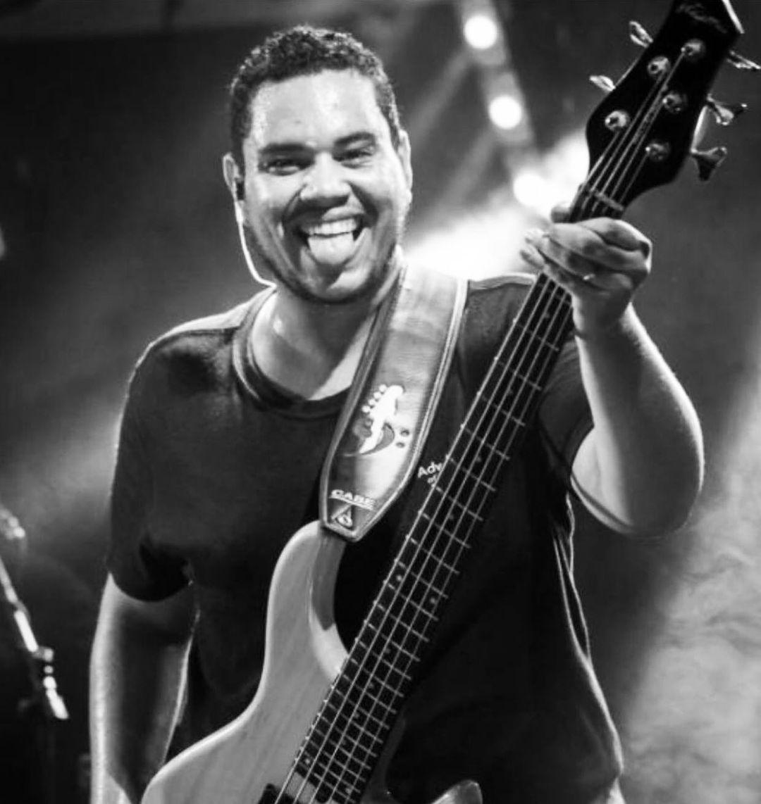 O músico Carlos Henrique, de 24 anos